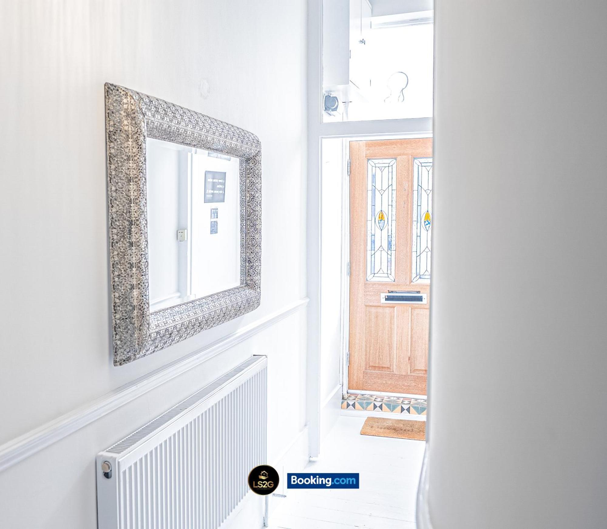 Stunning House By Ls2G Short Lets & Serviced Accommodation Greater London With Free Wifi Exteriör bild